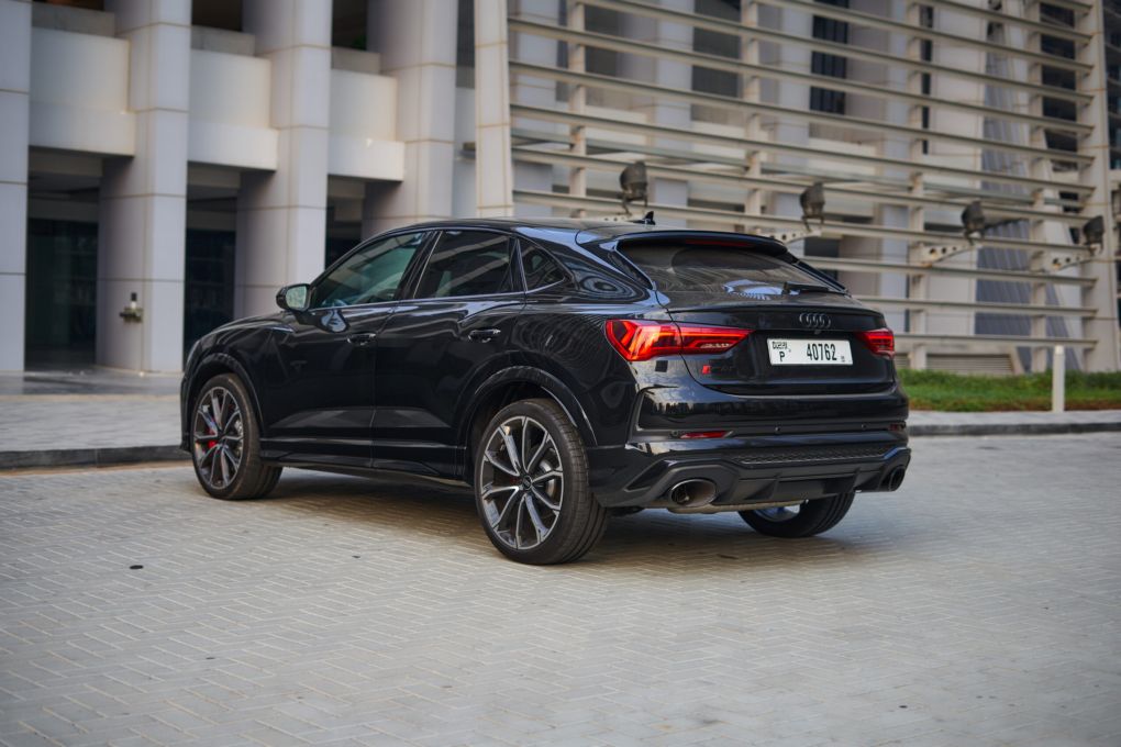  rental in DubaiAudi RS Q3