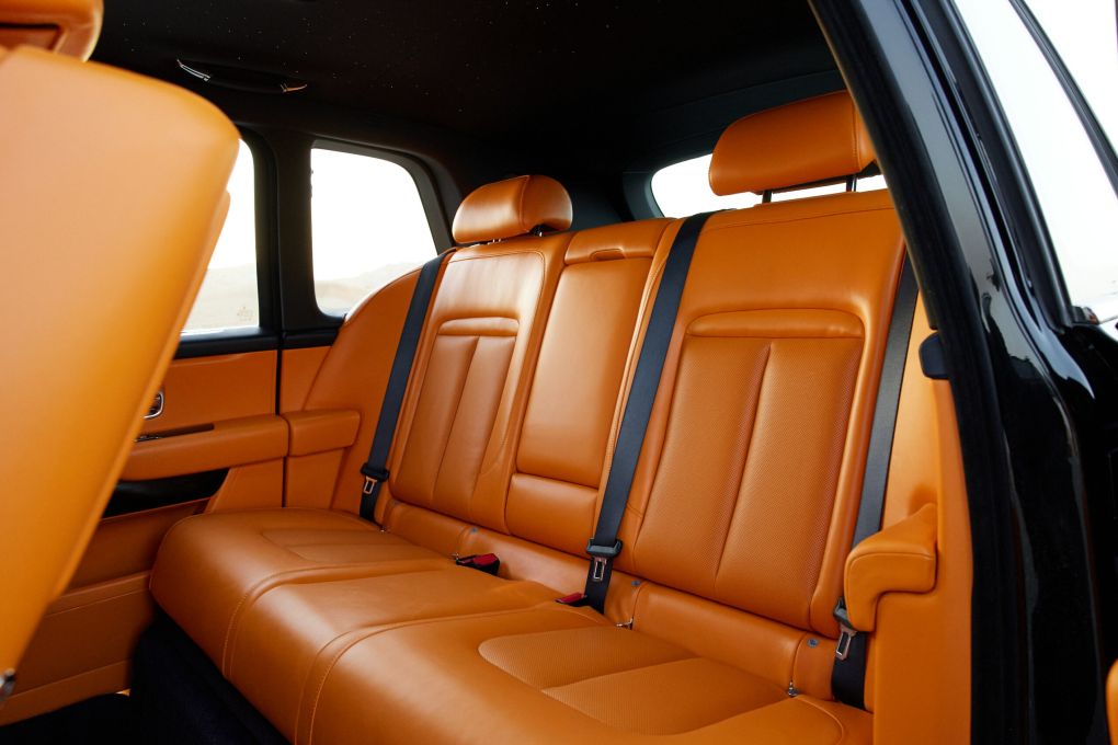  rental in DubaiRolls Royce Cullinan