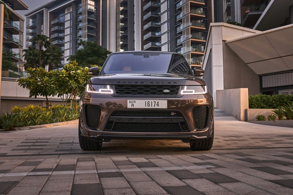  rental in DubaiRange Rover SVR Sport