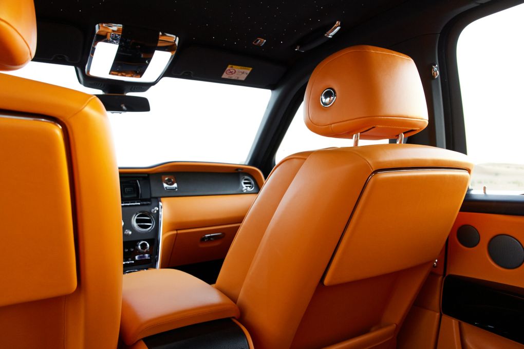  rental in DubaiRolls Royce Cullinan