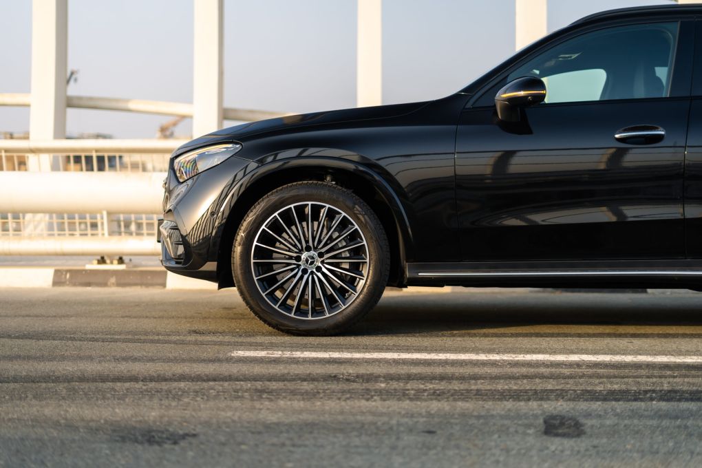  rental in DubaiMercedes-Benz GLC 300