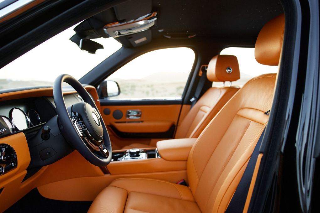  rental in DubaiRolls Royce Cullinan