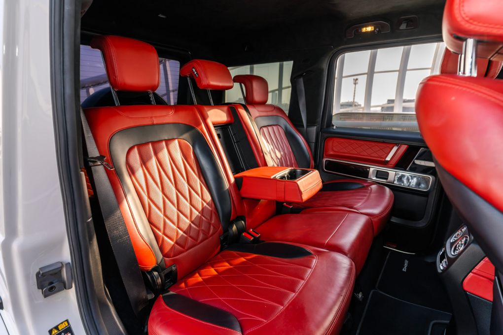  rental in DubaiMercedes-Benz AMG G63 White